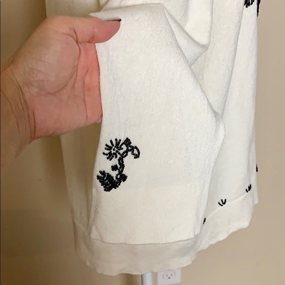 Pursuits Ltd. Button-Down Beaded Cardigan - Picture 5 of 8